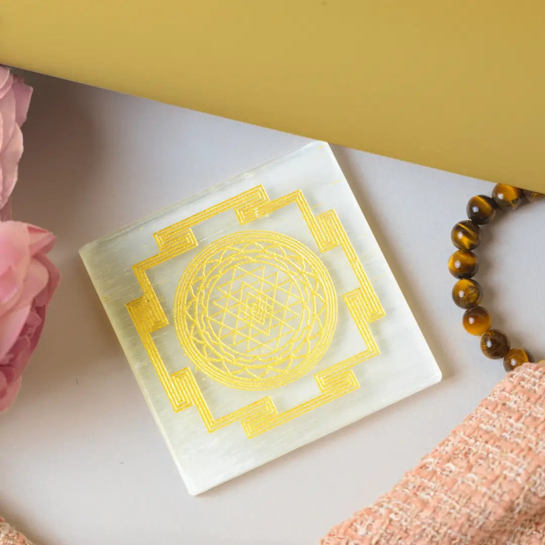 Selenite Shri Yantra Charging Plate - Square