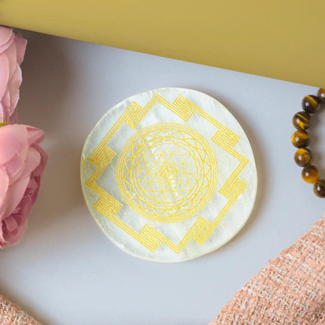 Selenite Shri Yantra Charging Plate - Round